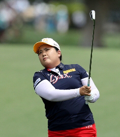 [KLPGA KB금융 스타챔피언십] 박인비·전인지 '한지붕 大戰'