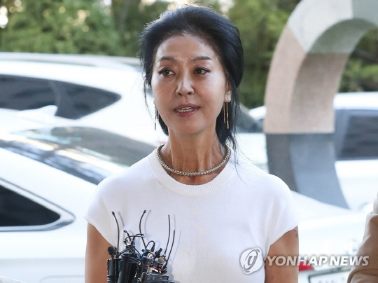 김갑수 '김부선 이재명 텔레파시로 만났나' 언급에 김부선 '웃기는 짬뽕' 받아쳐