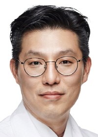 [건강 팁] 대장암, 한국 발병률 세계 1위...3D 복강경·로봇수술 활발