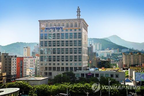 현직 경찰이 백화점서 운동화 3켤레 훔쳐 “술에 취해서”