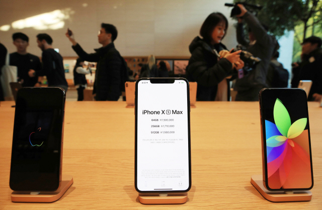몸집 줄이는 북미 스마트폰 시장…애플만 출하량 증가