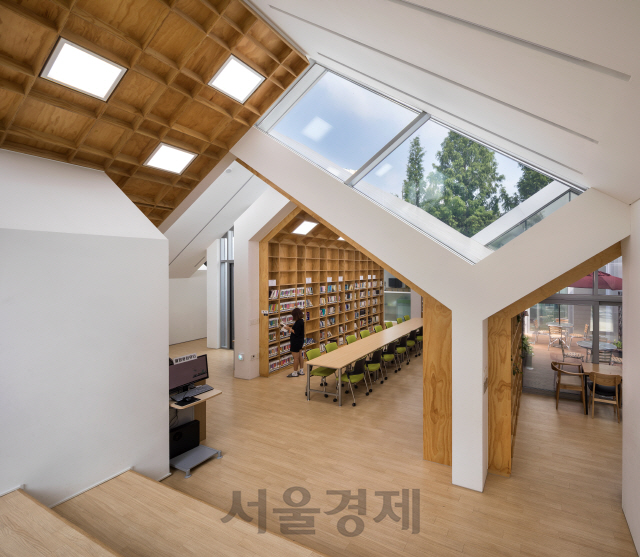 [2018 한국건축문화 우수상] 한내지혜의 숲. 버려진 공간에 탄생한 작은 도서관