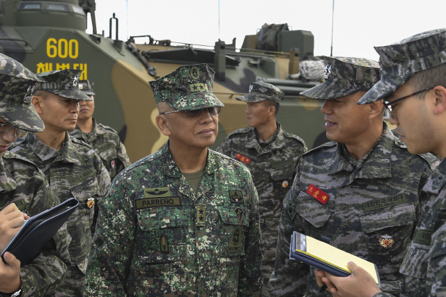 해병대, 필리핀 해병대사령관 초청 군사협력 논의