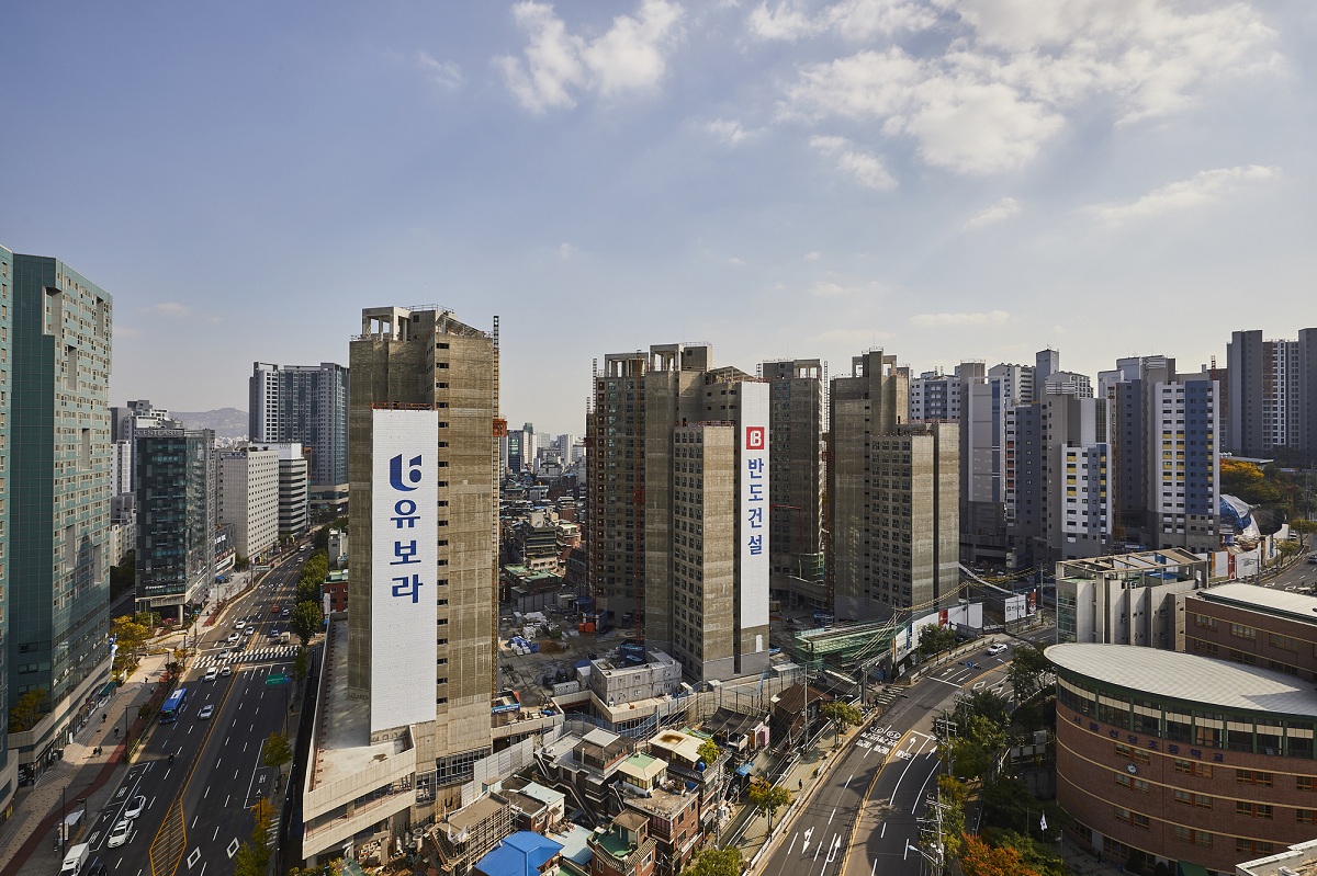 반도건설 ‘신당 파인힐 하나·유보라’ 내년 6월 입주예정 아파트 현장 전경