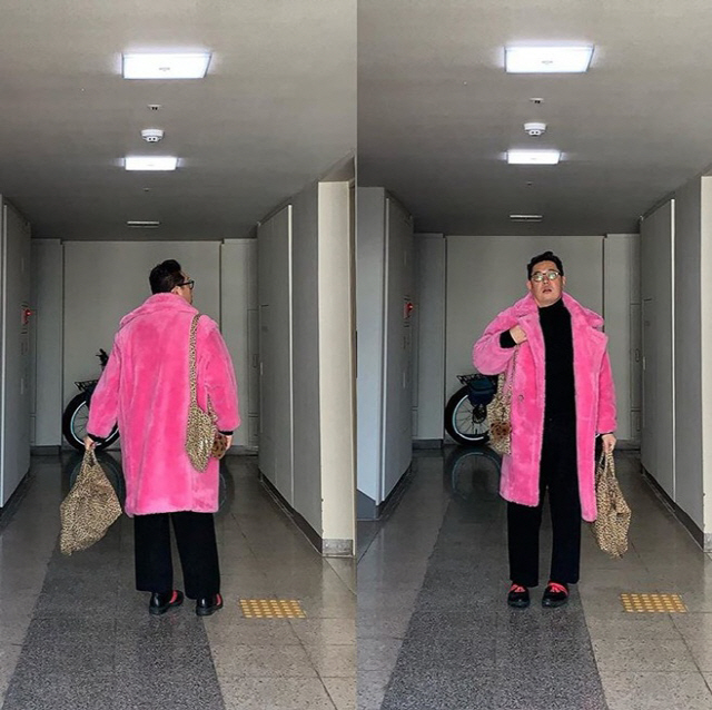 신우식, 청원경찰도 놀란 출근룩…김제동 '몸 전체가 분홍, 충격과 공포'