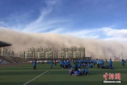 간쑤성의 ‘모래 폭풍’ / 사진=연합뉴스