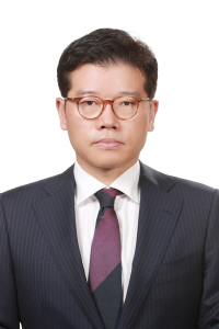 유석진 (주)코오롱 대표이사 사장.