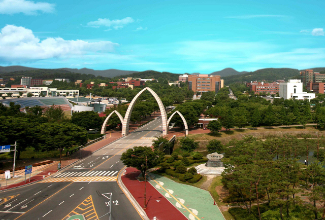 경상대학교 캠퍼스 전경/사진=경상대학교 제공