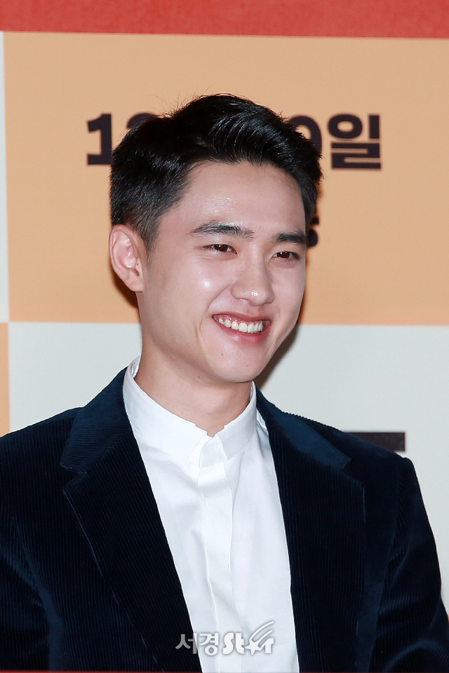 배우 도경수가 영화 ‘스윙키즈’ 언론시사회에 참석해 질의응답 시간을 갖고 있다.