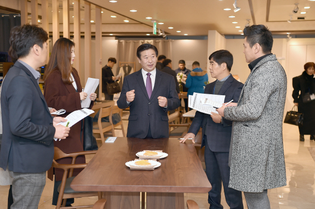 '가성비 높은 제품으로 라인업...내년엔 2,200억 매출 올릴것'