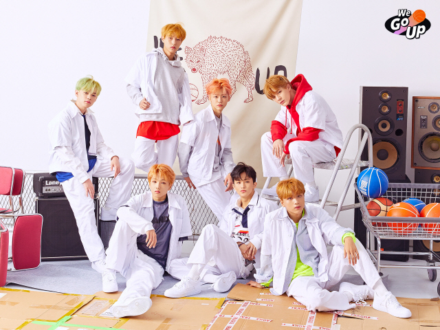 NCT DREAM 두 번째 미니앨범 ‘We Go Up’ 티저 이미지(왼쪽부터 시계 방향으로 천러, 런쥔, 재민, 제노, 해찬, 마크, 지성) /사진제공=SM엔터테인먼트