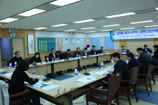 산림청이 고기연 산림청 국제산림협력관 주재로 ‘2019년 아·태지역 산림주간’ 및 ‘제28차 아·태지역 산림위원회’의 성공적 개최를 준비하기 위해 제2차 민간자문단 회의를 개최하고 있다. 사진제공=산림청