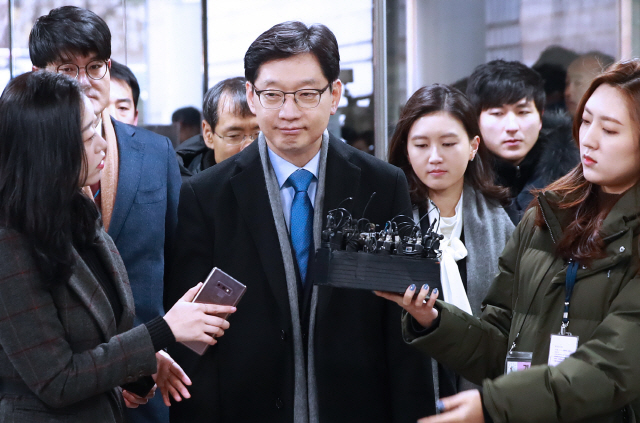 특검, 김경수에 징역5년 구형…“일탈한 정치인”