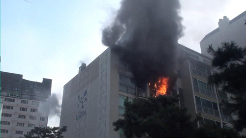 서울 삼성동 아파트서 화재…8명 부상·8,500만원 재산피해