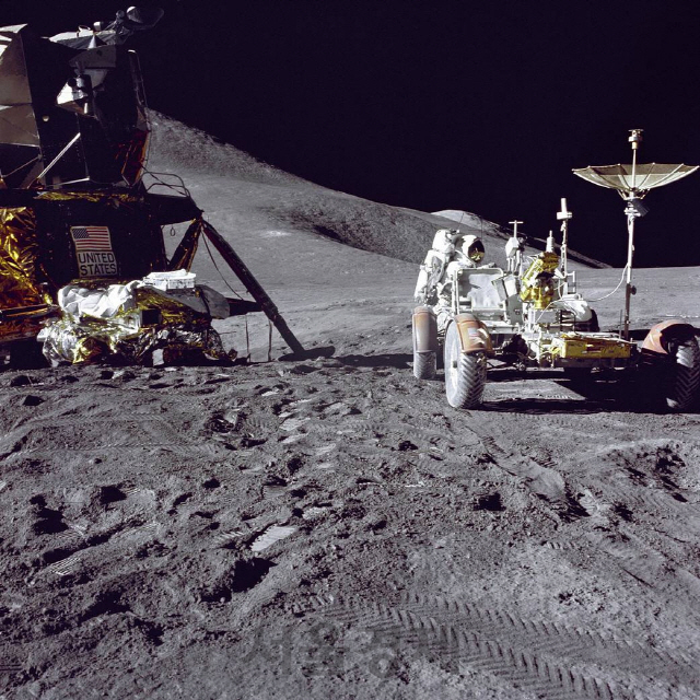 [달 착륙 50년, 요동치는 우주패권]달 토양 활용해 벽돌 만들고 4D 프린팅으로 기지 짓는다