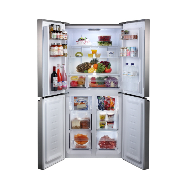 롯데하이마트가 운영하는 자체브랜드(PB) ‘하이메이드’의 4도어 냉장고. 비슷한 용량의 다른 제품보다 10~20% 저렴한 반면 판매량은 20~30% 많다.