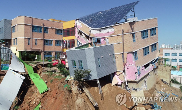 상도유치원 붕괴 시공사 문제? 관계자들 “문제 없었다” 부인에도 “CCTV 영상 참고해 결론”