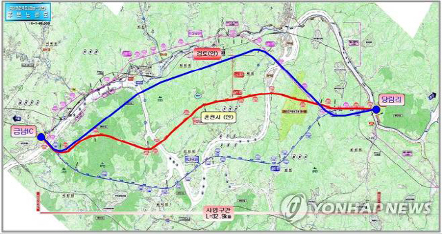 남양주∼춘천 구간 제2 경춘국도 건설 사업이 29일 정부의 예비타당성조사 면제사업에 선정된 가운데 춘천시가 원주지방국토관리청에 의뢰해 검토한 노선안./연합뉴스