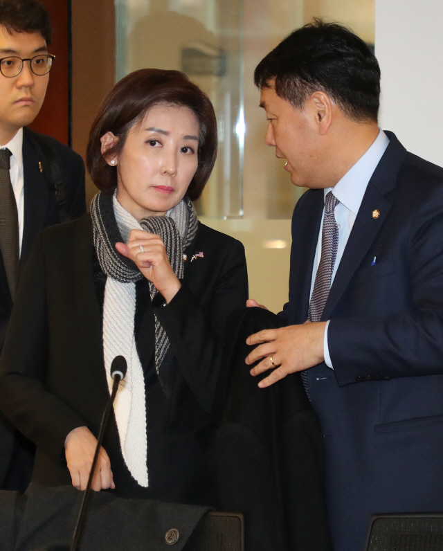 한국당, 5·18조사위원 임명 거부 반발…'정치적 판단, 심히 유감'