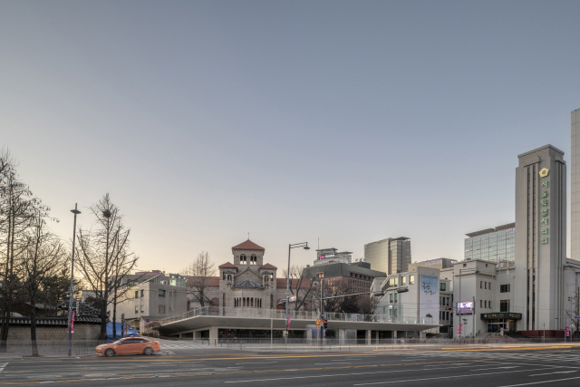 [건축과 도시-서울도시건축박물관] 공간을 비우니 도시가 살아났다