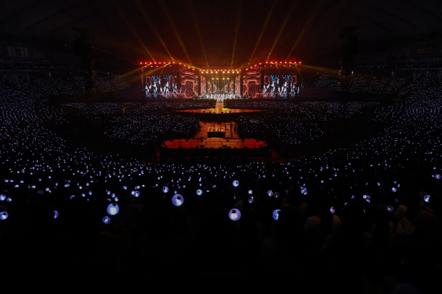 방탄소년단, ‘LOVE YOURSELF’ 일본 첫 돔 투어 화려한 피날레! 38만 관객과 호흡