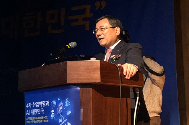 '최고의 인프라·부족한 인재'…카이스트 총장이 바라보는 인공지능은?