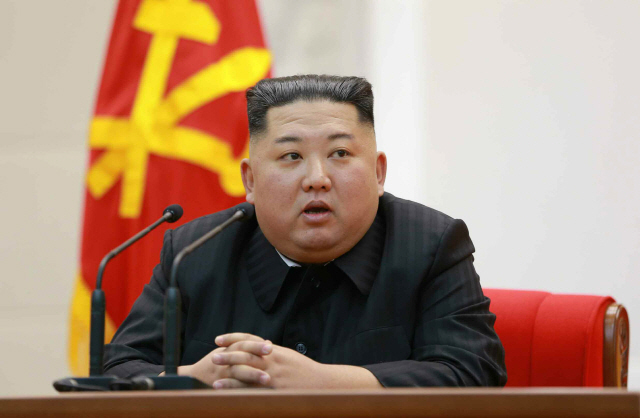 美 정보기관 전직 고위 당국자  '김정은, 폼페이오 만나 자녀들 평생 핵 지니고 살기 원치 않는다 말해'
