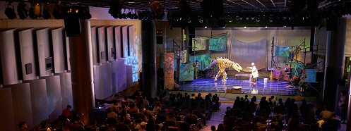 포스코가 일반시민 가족들과 함께하는 포스코 키즈 콘서트 ‘와, 공룡이다!’를 개최했다./사진제공=포스코
