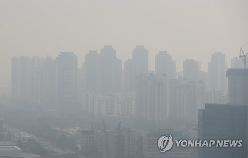 ‘최악의 미세먼지’ 서울 27번째, 마스크 KF99 효과? “입자 아주 작은 먼지까지 차단”