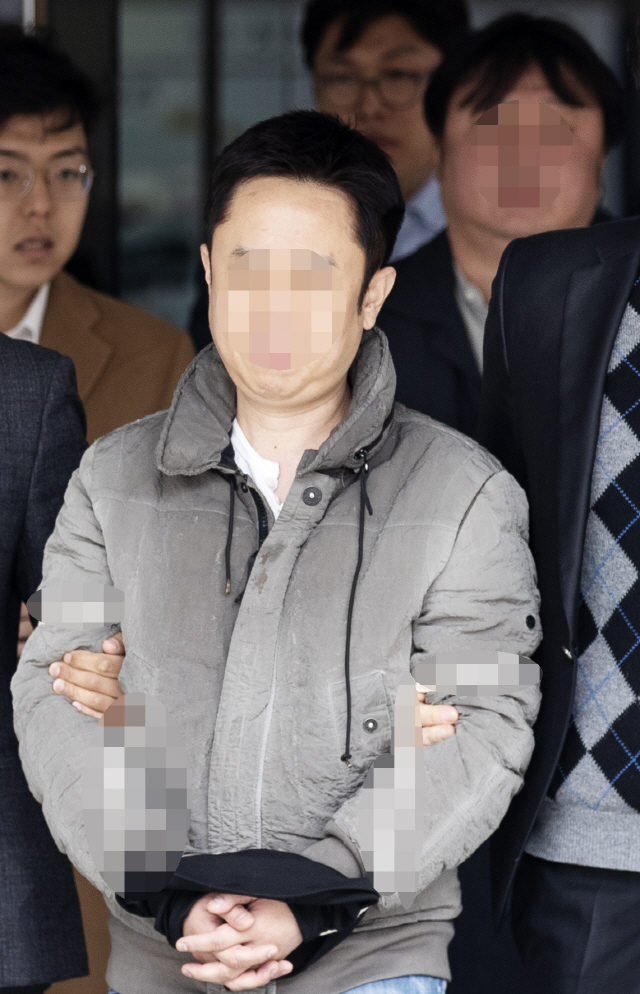 아레나 실소유주 바지사장은 누구? “탈세 혐의 도와”, 종업원 봉사료 준 것처럼 꾸며