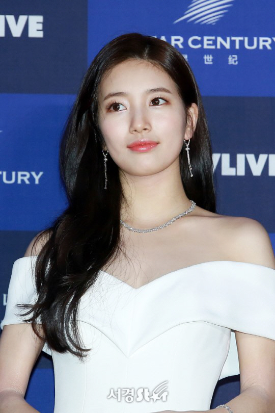 [공식] 수지 JYP 떠난다…배우 전문 연예기획사로 이적 준비