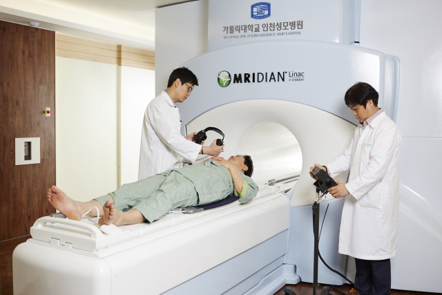 인천성모병원이 도입한 MRI 기반 암 치료장비 메르디안 라이낙. /사진제공=가톨릭대학교 인천성모병원