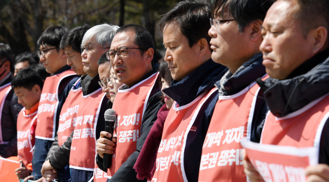 [단독]민노총 위원장 경찰 출석 불응...경찰 '체포영장도 고려'