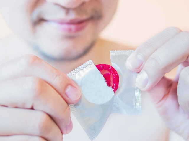 한국의 콘돔 사용률은 OECD 국가 중 최하위권이다./이미지투데이