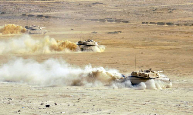 지난해 11월 이집트에서 열린 ‘아랍 방패 1’ 훈련에 참가한 이집트군 소속 전차/이집트 육군 홈페이지 캡처