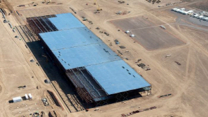 미국 네바다 주에 있는 세계 최대 전기자동차용 배터리(전지) 공장 ‘기가팩토리1’ 전경.