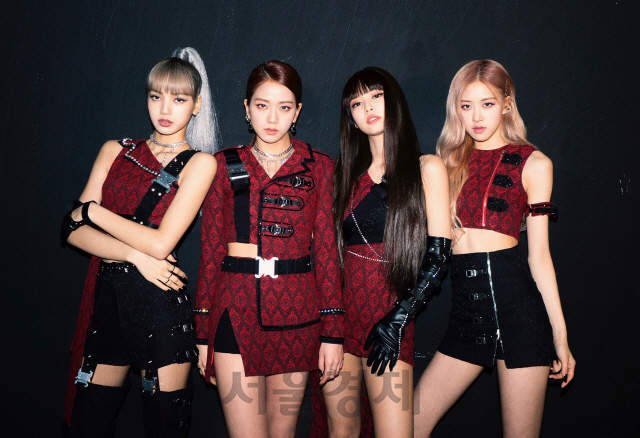 YG 위기에도 블랙핑크 승승장구…일본 3대 돔투어 개최 예정