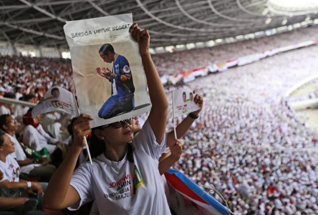 조코 위도도 인도네시아 대통령을 지지하는 유권자들 /AP연합뉴스