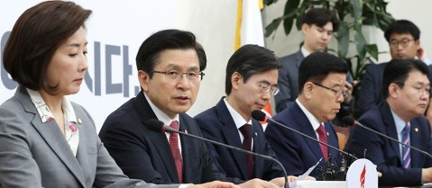 한국당, 긴급의총 개최 '선거제·개혁법안 패스트트랙 저지'