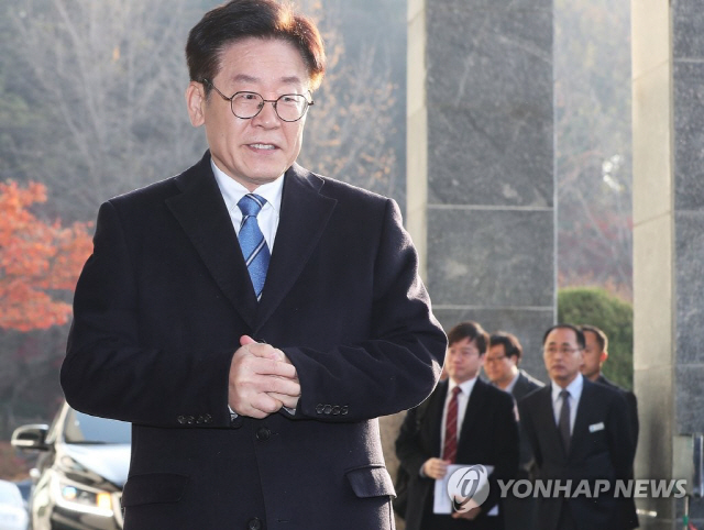 '친형 강제입원' 이재명 지사, 25일 검찰 구형