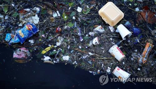 ‘플라스틱 폐기물’ 수출 통제 바젤협약에 전 세계 180개국 합의