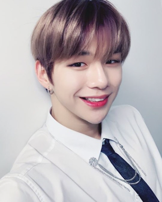 사진=강다니엘 인스타그램