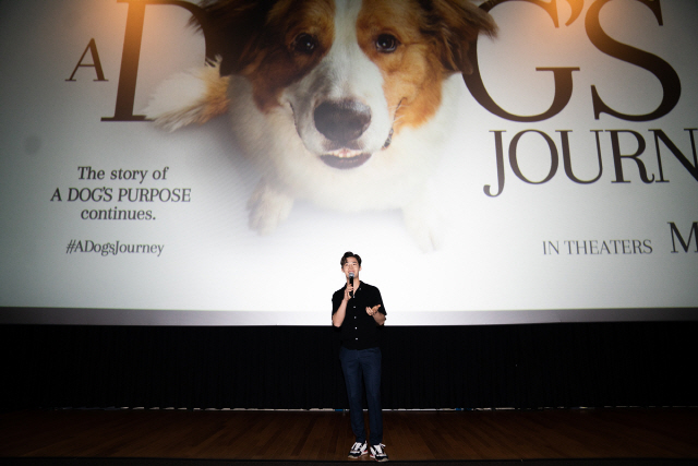 헨리, 영화 '어도그스 저니 (A Dog’s Journey)' 개봉과 함께 美 활동 스타트
