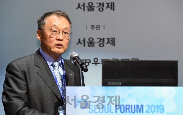 [서울포럼]'韓우주산업 30년 정체 벗어나려면, 거버넌스 변화·민간시장 활성화 필수'