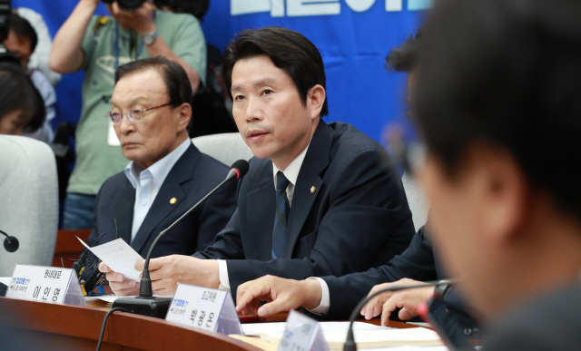 이인영 '황교안 국회 파탄에 말로만 민생 거론..위선정치'