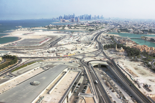 현대건설의 카타르 루사일 고속도로 현장
