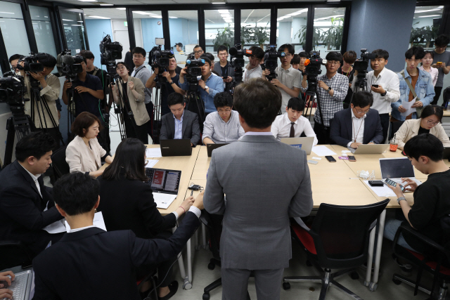 헝가리 침몰 유람선엔 대부분 가족 관광객...최고령 71세