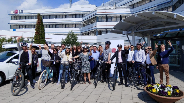 LG전자, 유럽 5개국서 '세계 환경의 날' 맞이 자전거 출근 행사