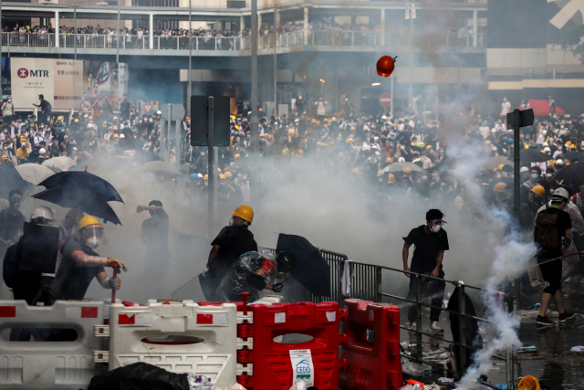 中 네이버 완전 차단…톈안먼·홍콩시위에 인터넷 통제