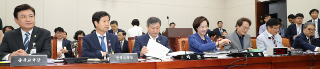 상임위 법안 의결에 '안건조정위'로 반격나선 한국당